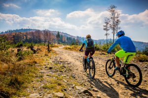 Leia mais sobre o artigo Mountain Bike: a categoria do ciclismo para quem gosta de aventura
