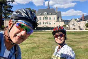 Cristiane Lorga e seu marido em passeio ciclistico
